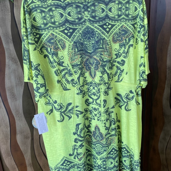 NWT Oneworld  Beach coverup, size large - Picture 2 of 4